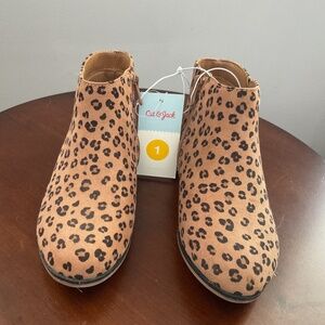 NWT Girls Ankle Boots Leopard Print Size 1 by Kat & Jack